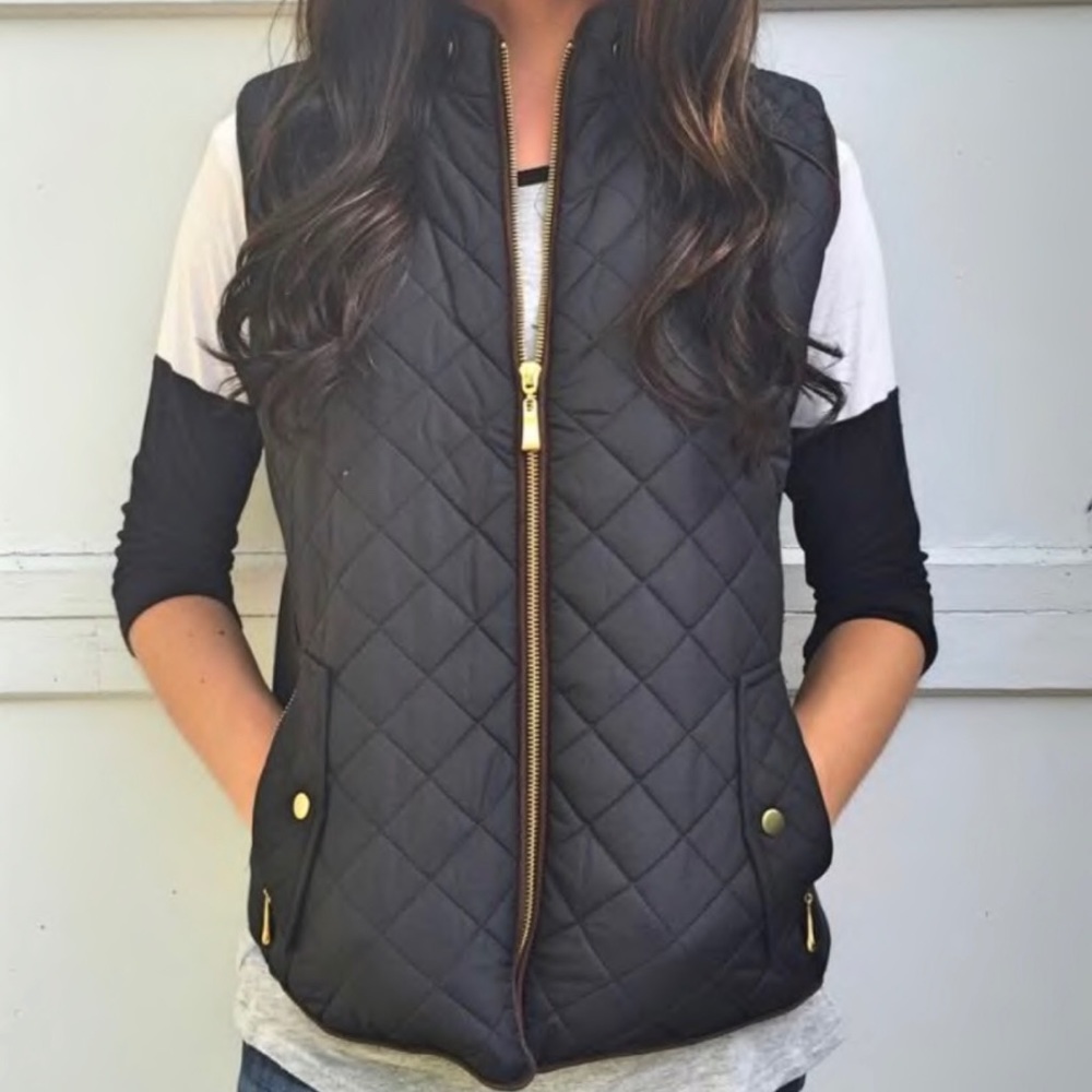 Quilted Black Vest - Picture 3 of 3